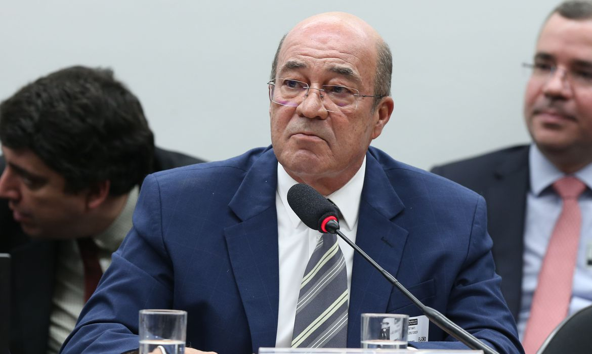 O apagão energético deixou cerca de 29 milhões de brasileiros sem energia em quase todo o país