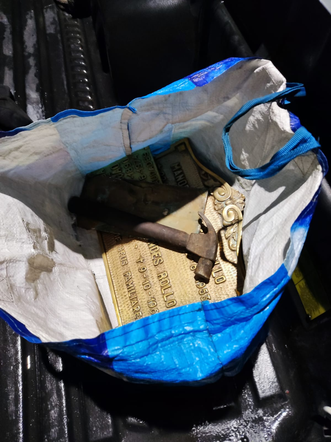 GCM apreende dois homens