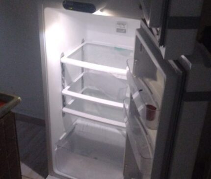 Geladeira em que o corpo da criança foi encontrado