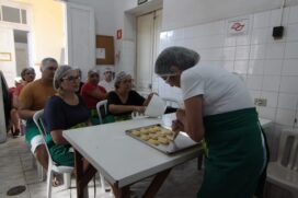 Os cursos no Fundo Social estão divididos em três segmentos: artesanato, escola de moda e padaria artesanal.