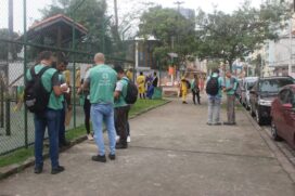 Nesta quarta-feira (16) foi realizado o 21&ordm; mutirão de Combate ao Aedes aegypti de 2023 no bairro Encruzilhada, em Santos