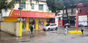 Poupafarma reabriu unidade da Avenida Ana Costa no último dia 14