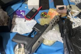 Um policial federal foi baleado na cabeça durante uma operação em Guarujá