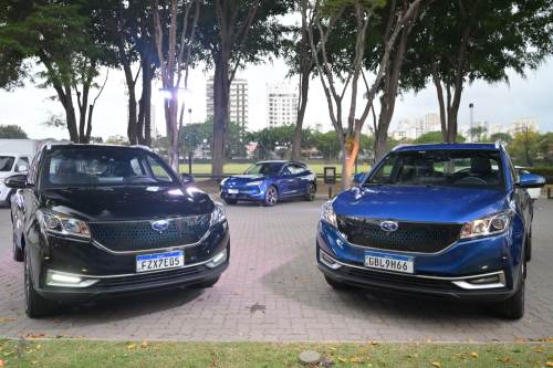 O Seres 3 é equipado com motor de 163 cavalos de potência e tem autonomia de 300 quilômetros pelo ciclo WLTP