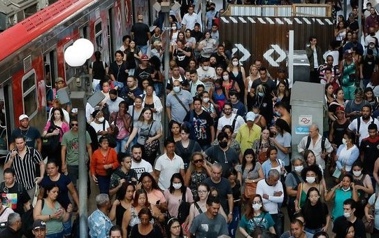 Movimentação durante greve dos metroviários em São Paulo (ilustração)