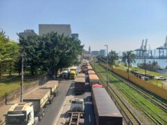 Categoria vai paralisar as atividades nesta quarta-feira (29)