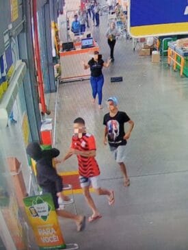 Uma medida de ordem de busca e apreensão do jovem foi ativada