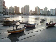 Em caso de dúvidas, a Prefeitura disponibiliza os seguintes postos de atendimento presencial