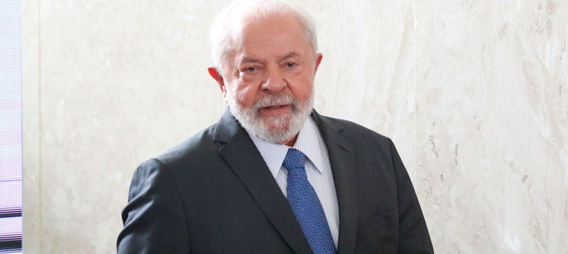 O Brasil cresceu, no ano passado, em torno de 3%, mas o PIB está desacelerando