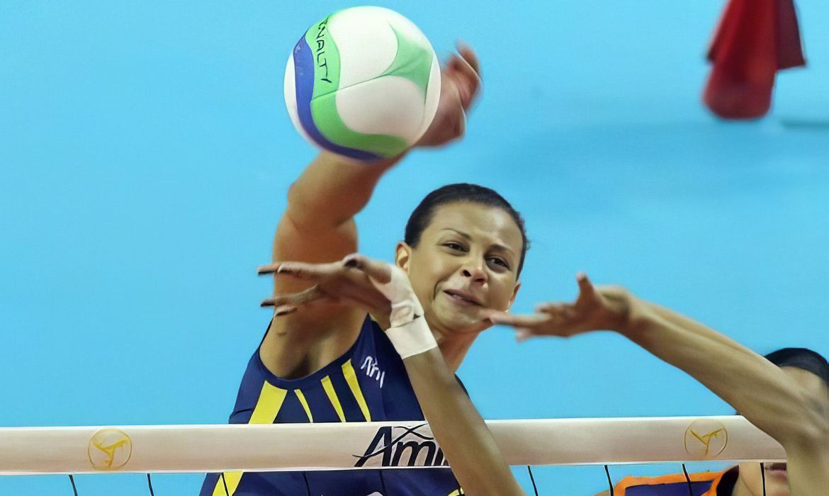 A ex-jogadora de vôlei e campeã olímpica Walewska