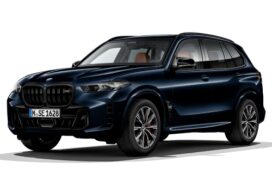 O X5 protegido é equipado com o motor 4.4 V8 turbo com tecnologia híbrida moderada, com total de 530 cavalos de potência e 75,5 kgfm de torque