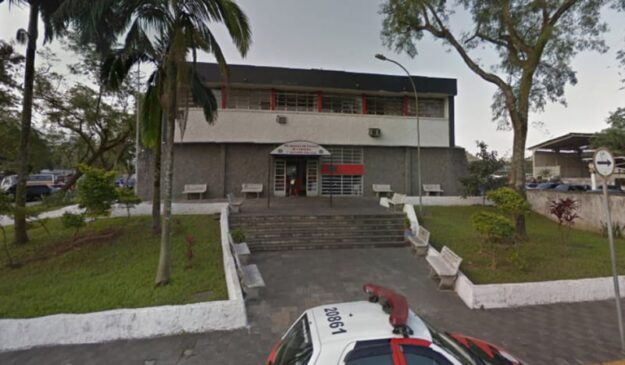 O caso foi registrado no 1° Distrito Policial (DP) de Cubatão