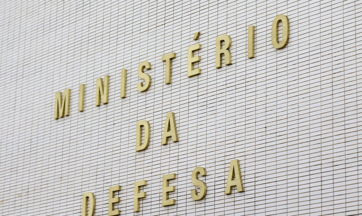 Projetos de defesa nacional e monitoramento das fronteiras vão receber R$ 52,8 bilhões nos próximos anos, por meio do Programa de Aceleração do Crescimento (PAC)