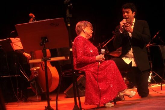 Teatro Guarany ficou lotado durante a abertura da Jornada da Pessoa Idosa