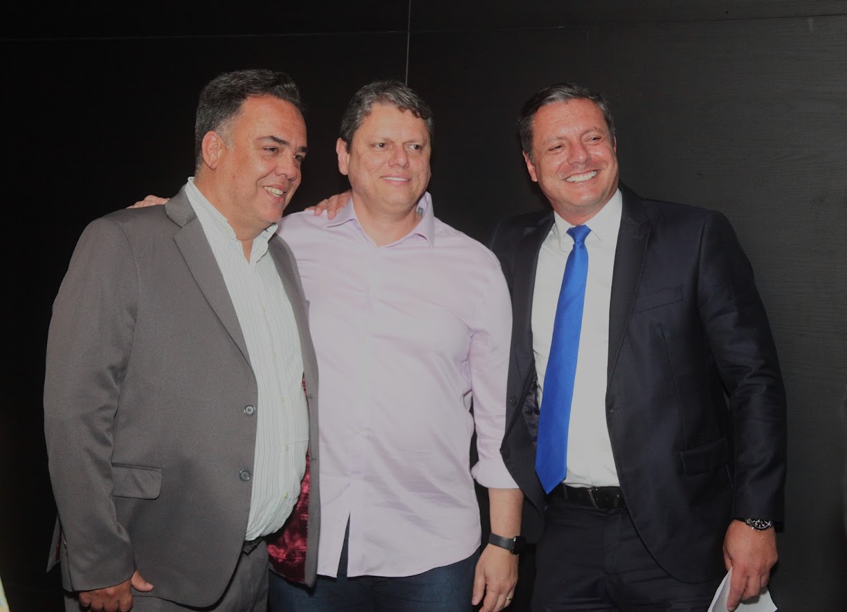 O prefeito Rogério Santos teve uma reunião com o governador Tarcísio de Freitas nesta semana