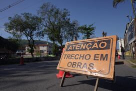 A estimativa de entrega é de 12 meses