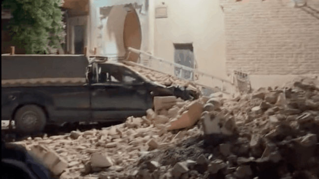 Um forte terremoto atingiu o Marrocos na noite desta sexta-feira (8)