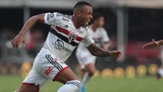 O lateral-esquerdo, Welington, do São Paulo