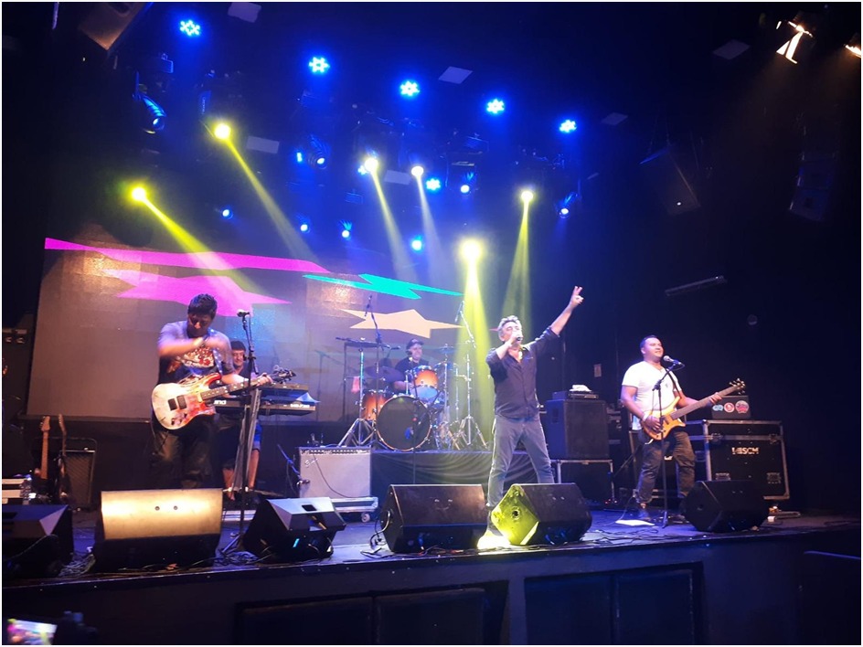 Covers da banda Kiss e Rush são uma das atrações