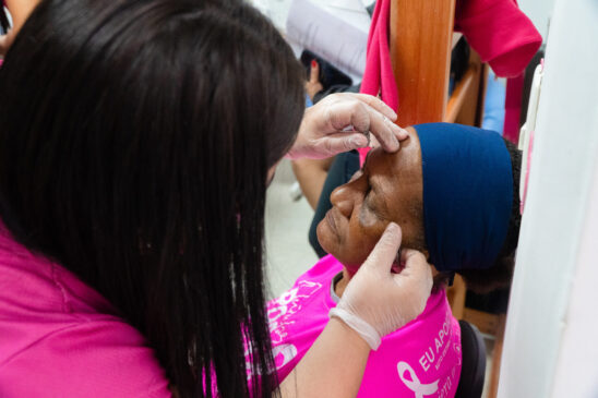 Outubro Rosa é uma campanha de conscientização sobre a importância da prevenção e do diagnóstico precoce do câncer de mama