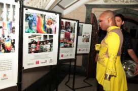 Cerca de 20 painéis mostram as principais ações e a evolução da representatividade do movimento LGBT+ na Cidade