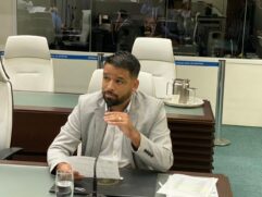 Lincoln Reis (PL) manifestou sua preocupação com a possibilidade do corte de profissionais avulsos que servem na Saúde de Santos