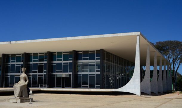 Colegiado validou uma decisão individual do ministro Edson Fachin, relator do caso, que rejeitou pedido de soltura feito pela defesa do acusado