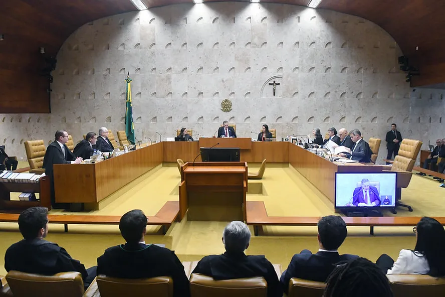Plenário do STF durante sessão de julgamento