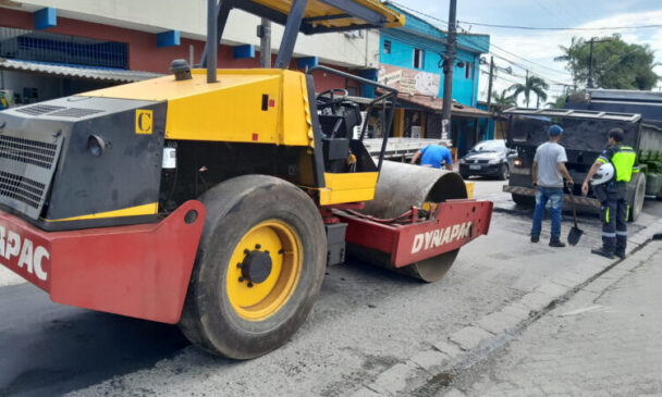 No momento, os serviços de tapa-buraco estão sendo realizados na Avenida Gentil Perez, na região da Cesp