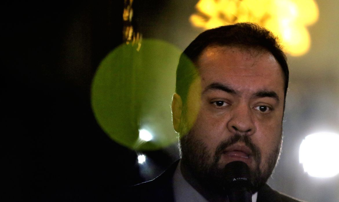 Ele deu a declaração após reunião com o secretário executivo do Ministério da Justiça e Segurança Pública, Ricardo Cappelli, no Palácio Guanabara, sede do executivo estadual