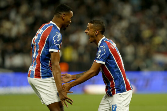 A derrota, aliás, gerou vaias por parte da torcida na noite que antecede uma das eleições mais apertadas da história do clube