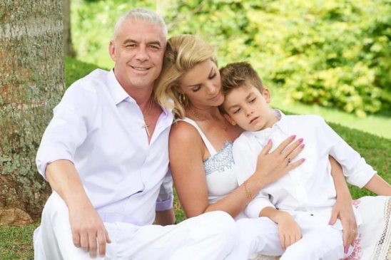 A apresentadora Ana Hickmann denunciou violência doméstica cometida pelo marido, Alexandre