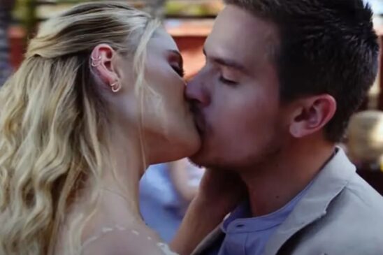 Dylan Sprouse e Virginia Gardner em cena de 'Belo Desastre: O Casamento'