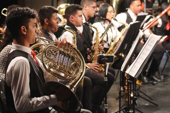 Neste ano, a Orquestra traz um viés profissionalizante, com 30 músicos de toda a Baixada Santista compondo sua formação