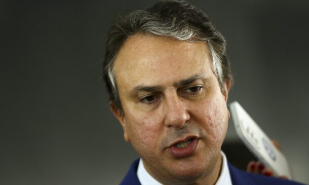 Camilo falou com a imprensa no Palácio do Planalto, após reunião com o presidente Luiz Inácio Lula da Silva