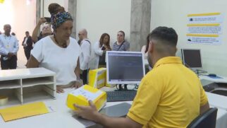 Funcionamento da agência dos Correios inaugurada na favela de Paraisópolis