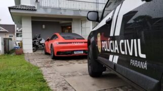A polícia cumpre neste domingo quatro mandados de prisão e seis de busca e apreensão nas cidades de Curitiba, Piraquara e Pinhais