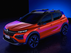 Em relação ao hatch Sandero, o novo SUV tem cinco centímetros a mais de comprimento, um centímetro a menos na largura, dois centímetros a mais na altura e um centímetro a mais no entre-eixos