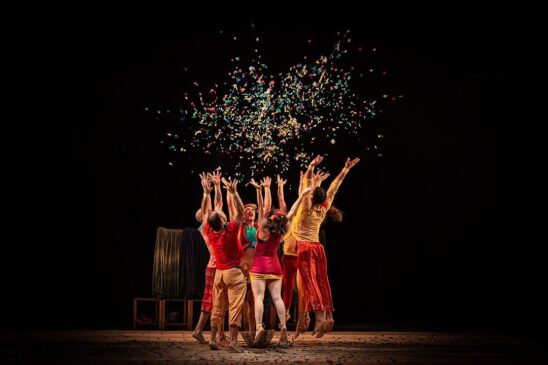 Espetáculo Bloom, com Cia LaMala, combina teatralidade e corporeidade e será apresentado às 16h30,