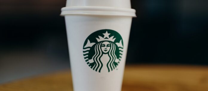Advogados pediram suspensão dos efeitos da rescisão das licenças da Starbucks.