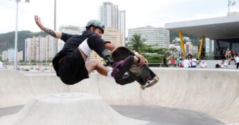 A pista do skatepark de Santos recebe o nome de "Chorão", vocalista da banda Charlie Brown Júnior