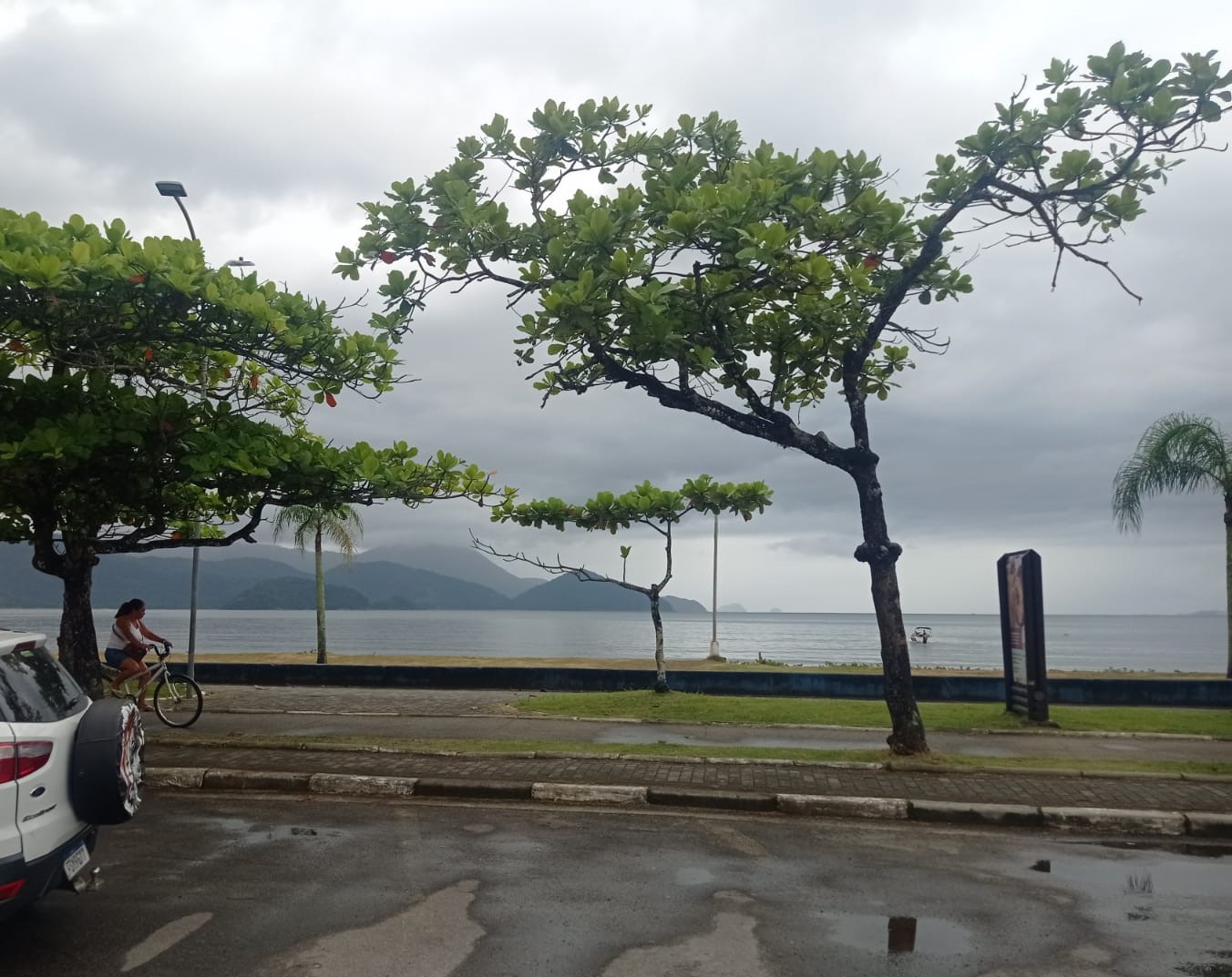 Ubatuba tem 102 praias numa faixa litorânea de 105 km