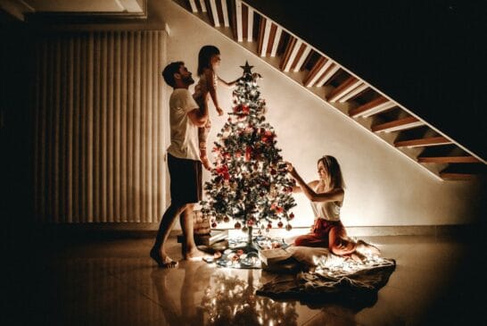 A Árvore de Natal é a tradição máximas das festas de fim de ano no Ocidente