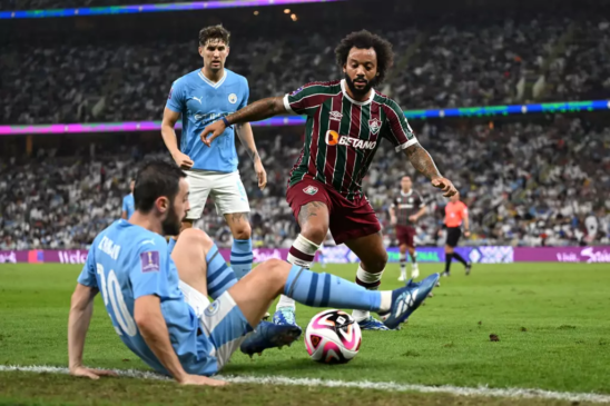 Com uma vitória por 4 a 0 sobre o Fluminense, o time inglês cumpriu seu favoritismo e conquistou pela primeira vez o Mundial