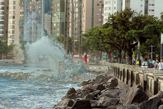 Estudo divulgado pela ONU indica que 5% da população de Santos será afetada pelo aumento constante do nível dos oceanos