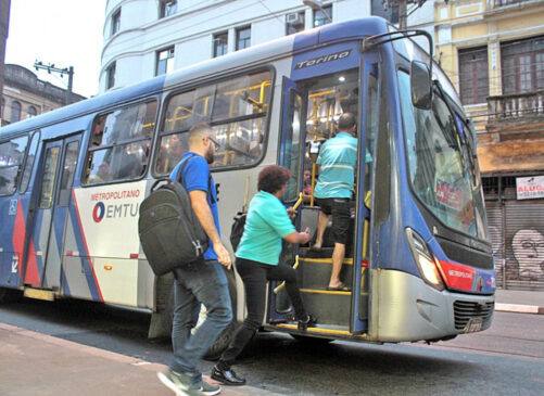 Segundo deputada, Baixada é a única em que a frota de ônibus intermunicipais não tem ar-condicionado