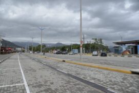 Avenida Iperoig, em Ubatuba