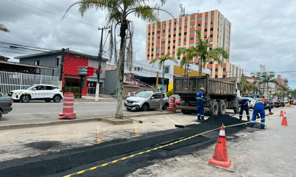 Medida visa não causar transtorno para os comerciantes locais durante as festividades de final, quando Itanhaém triplica a sua população