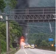 Equipes de segurança da Ecovias, concessionária que administra o SAI, já chegaram ao local do incêndio para analisar os riscos e a possível liberação da pista.