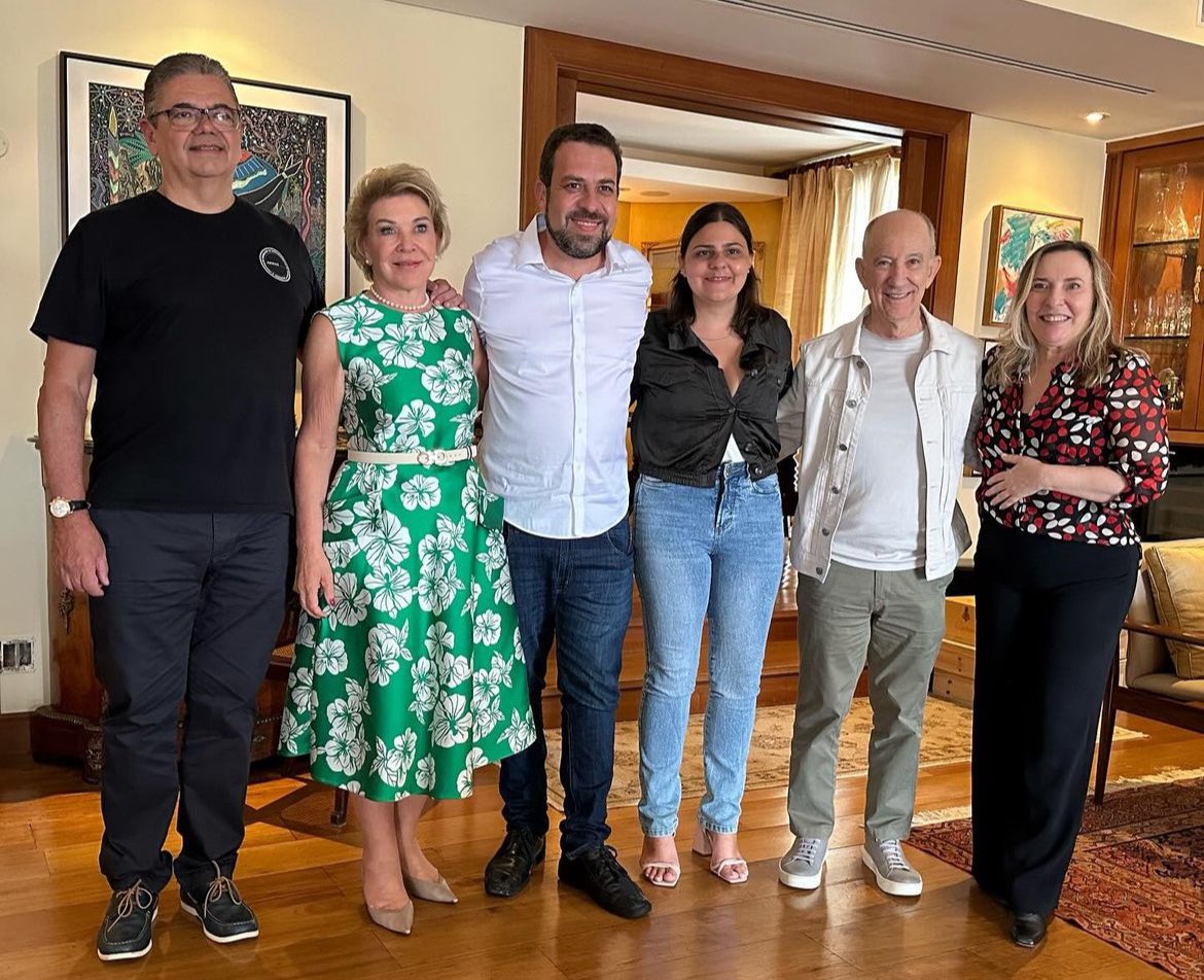 Marta, Boulos e Rui Falcão, com os respectivos cônjuges